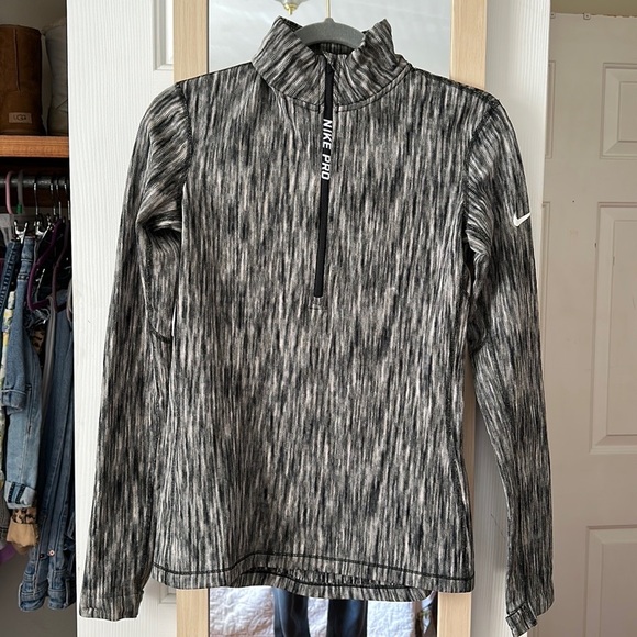 Nike Pro quarter zip - Picture 1 of 2